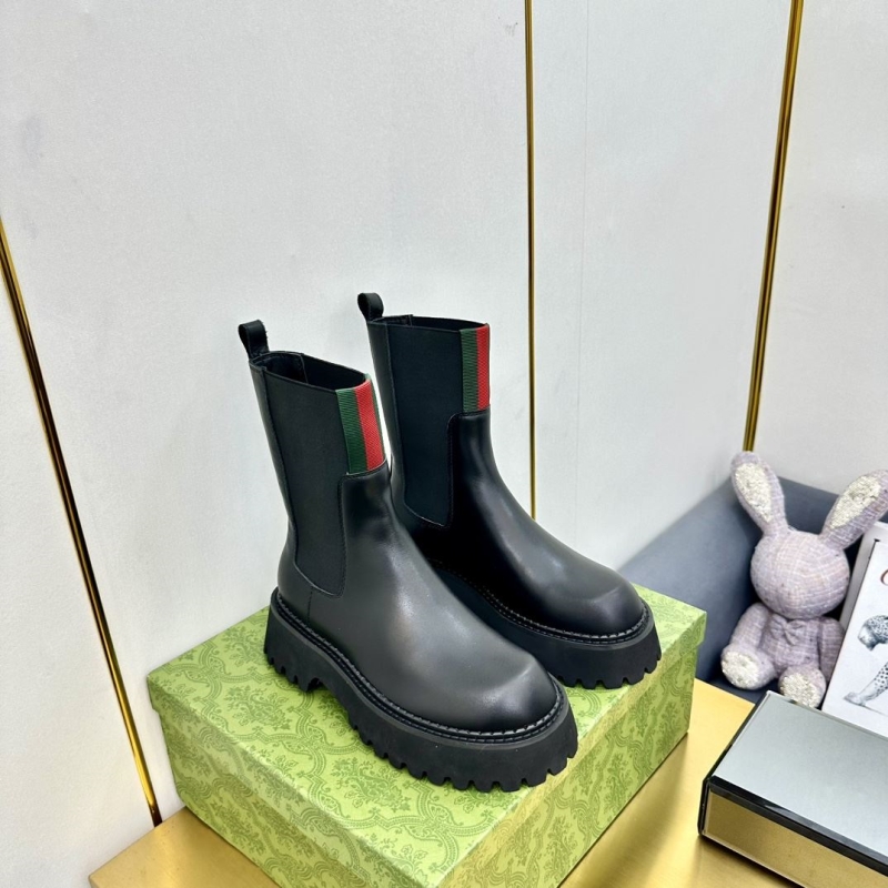G*u*i boots